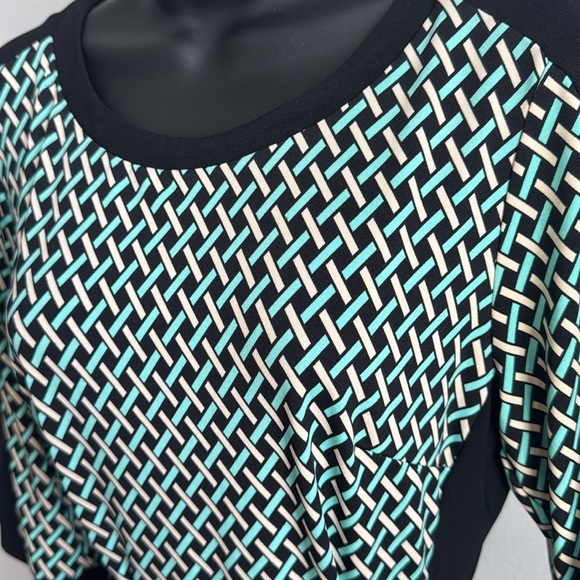 Emma & Michelle Geometric Print Dress in Green, Beige & Black – Size M - Picture 6 of 8